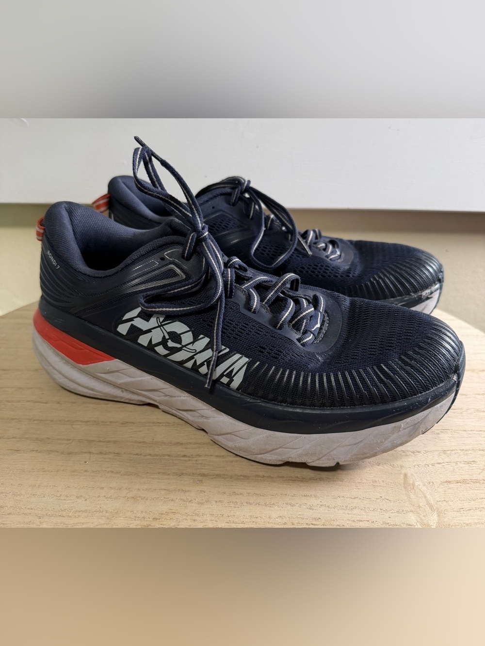 Hoka One One Bondi Size 9 Sneakers